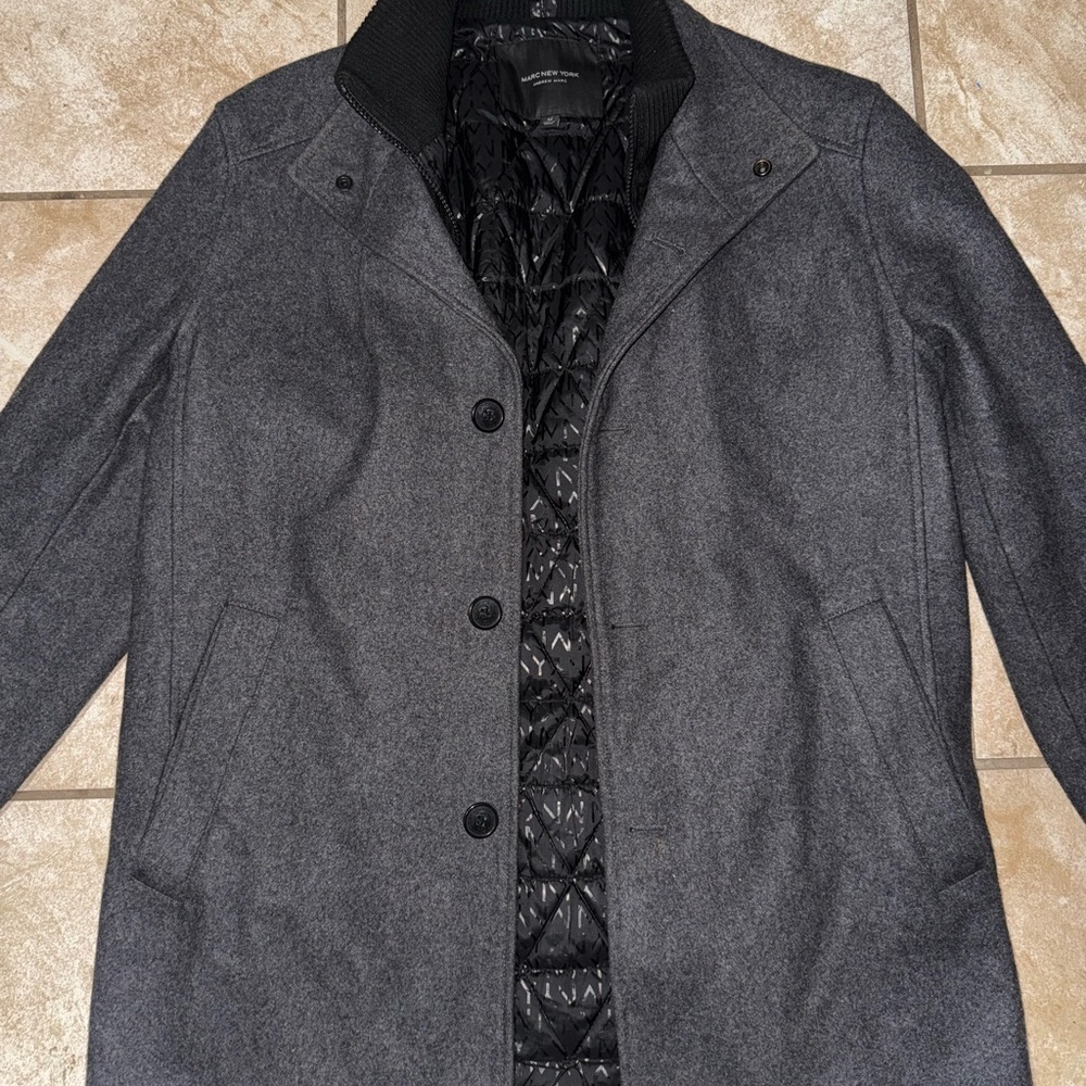 Andrew Marc men’s coat size medium
